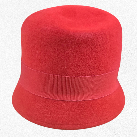 80s Vintage Red Wool Felt Classic Millinery Short Brim The Hat Garden Cloche Hat - Picture 7 of 7